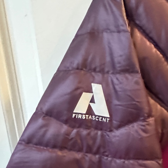 Eddie Bauer Women's Plum Puffer Jacket - Picture 5 of 8